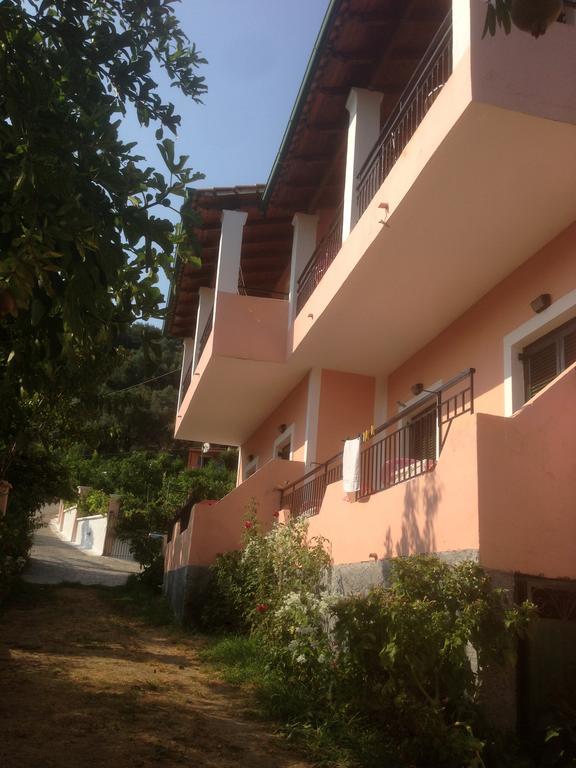 Athina Studios Палеокастрица Экстерьер фото