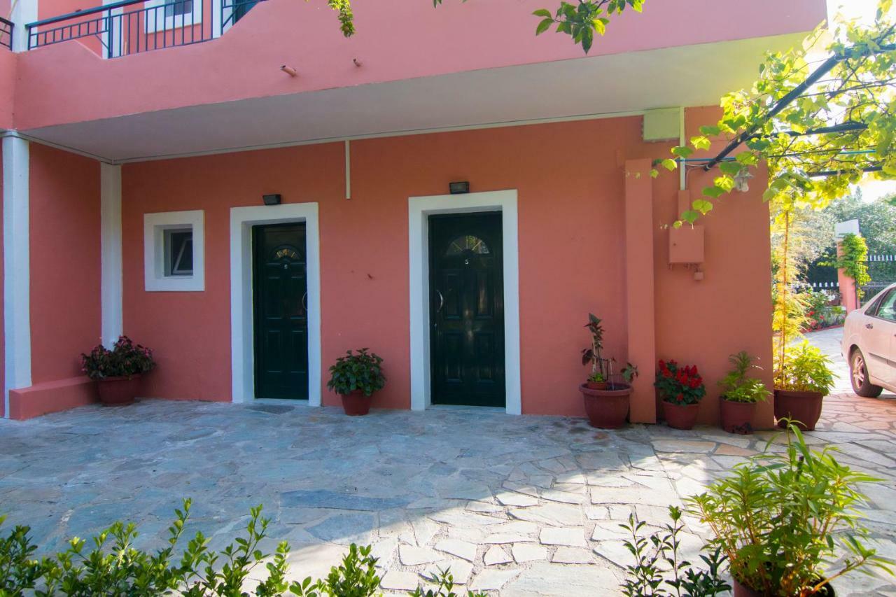 Athina Studios Палеокастрица Экстерьер фото